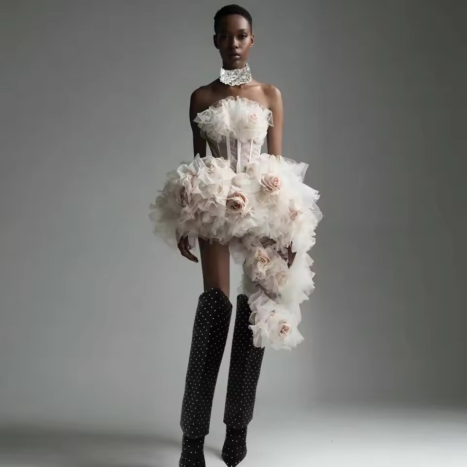 Women Formal Event Wear - Asymmetrische florale kurze Partykleider mit Rüschen,